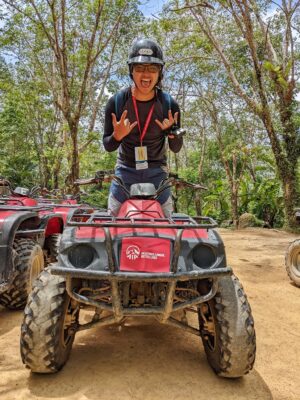 Work Hard & Play Hard - ditaja AIA